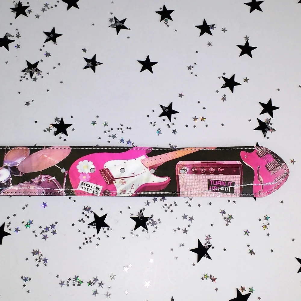 Rock Out prismatic belt size M